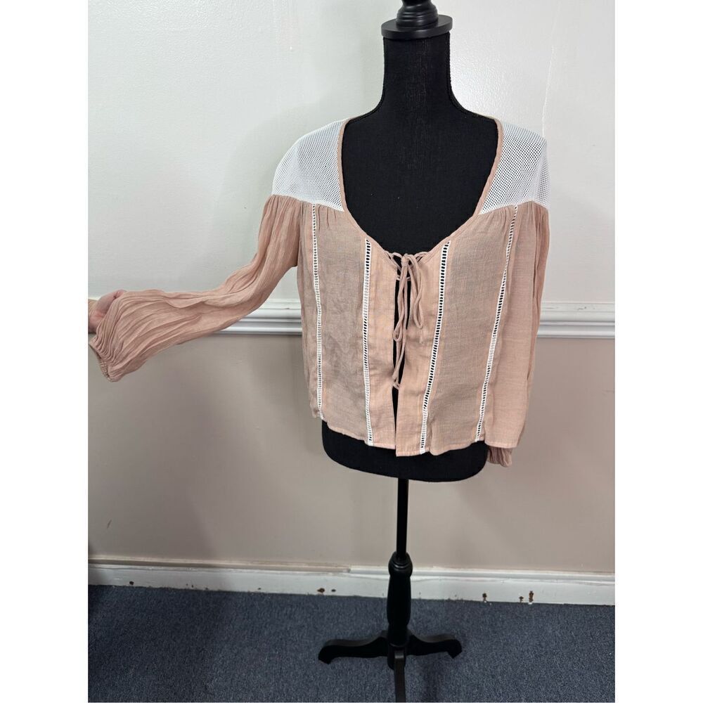 Gimmicks by BKE Tie Front Blouse with Mesh Size X-Small